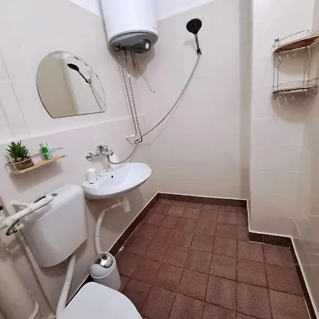 Lidda In Residential Area Apartment