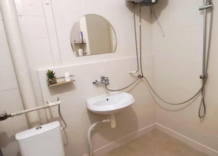 Lidda In Residential Area Apartment *